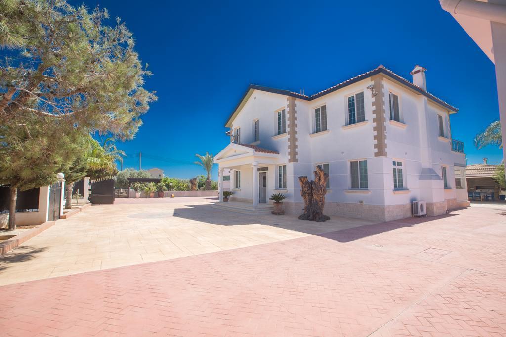 פאראלימני Papas Family Villa מראה חיצוני תמונה