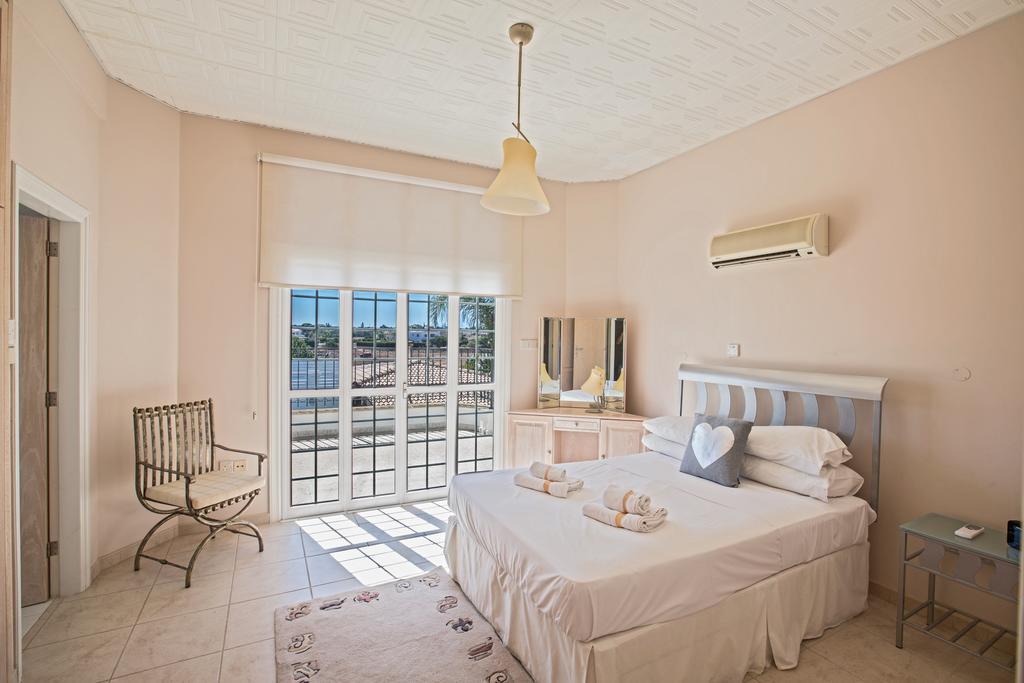 פאראלימני Papas Family Villa מראה חיצוני תמונה