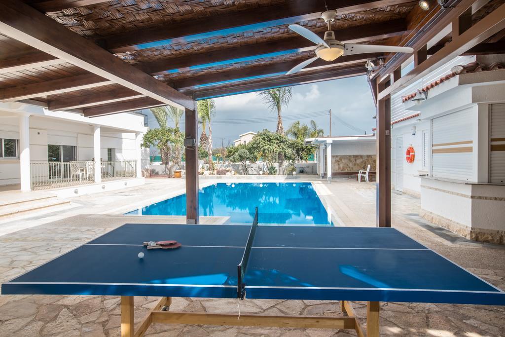 פאראלימני Papas Family Villa מראה חיצוני תמונה